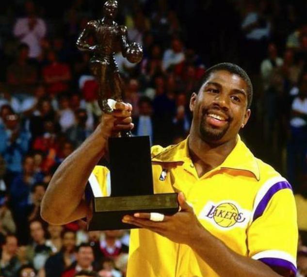 技压群雄 技压群雄