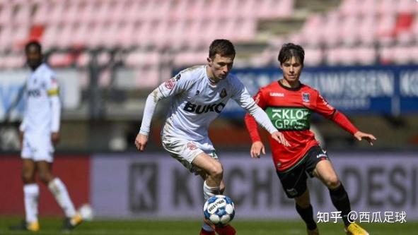 郭艾伦通过 郭艾伦通过