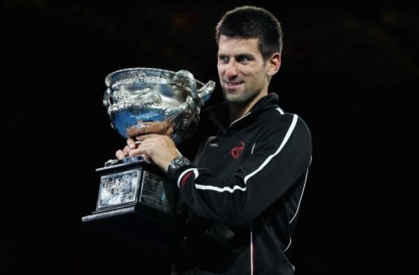 坚持不懈的 坚持不懈的