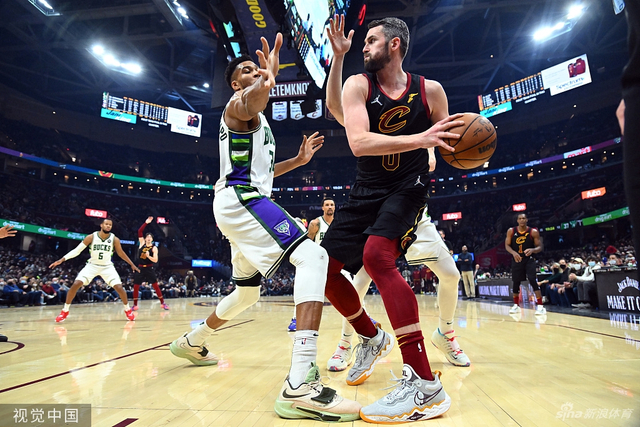 在专业足球 在专业足球