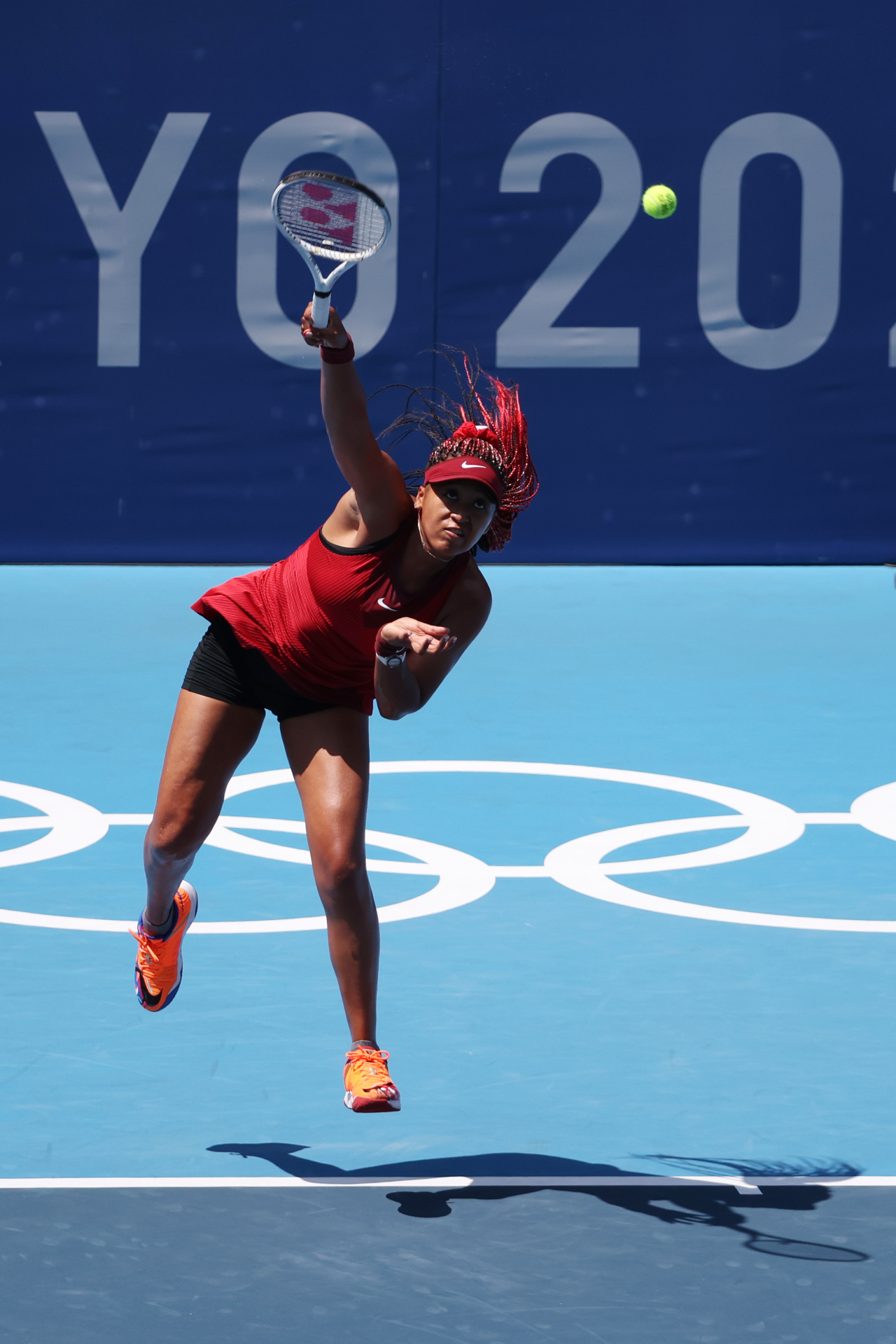 赛场并继续 赛场并继续